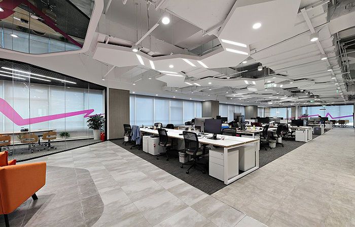 贸易电商公司办公室装修效果图_办公室装修实景图